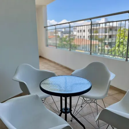 Cozy Agamemnonos - Platform 357 Nicosia